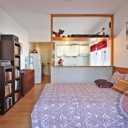 Cozy Near The Sea In